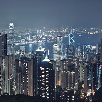 Style meblarskie w architekturze: Jak meble kształtują przestrzeń i atmosferę wnętrz